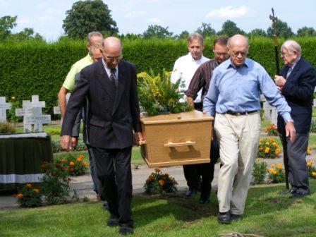 Naar de laatste rustplaats